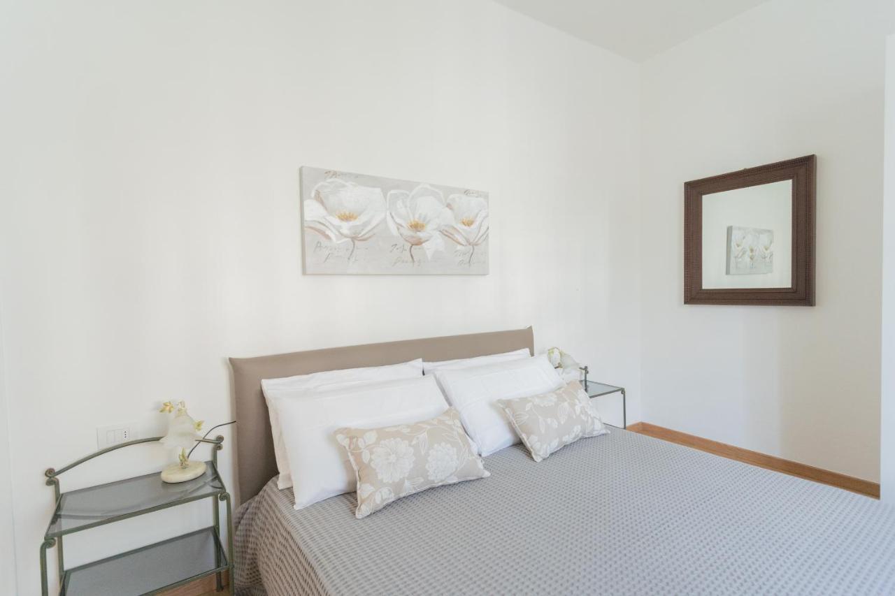 Tina'S Window On Lake Como By Rent All Como Mezzegra Esterno foto